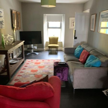 The Town House Apartment Killybegs Bagian luar foto