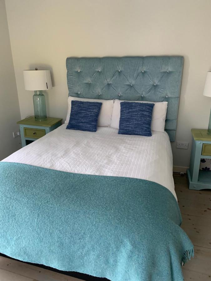 The Town House Apartment Killybegs Bagian luar foto