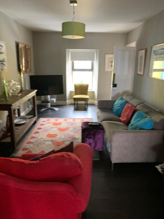 The Town House Apartment Killybegs Bagian luar foto