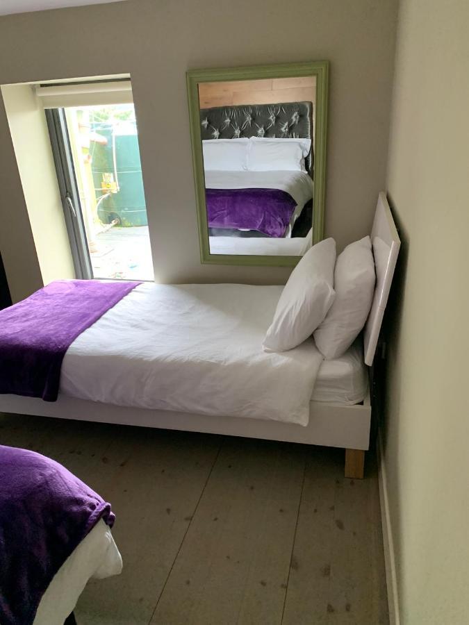 The Town House Apartment Killybegs Bagian luar foto