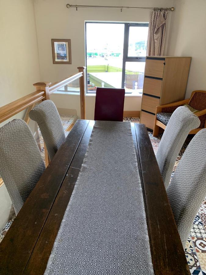 The Town House Apartment Killybegs Bagian luar foto